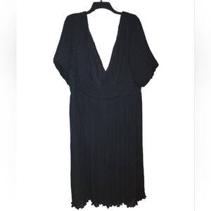 Boohoo black flowy dress